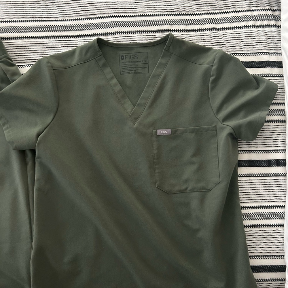 Figs Green V-Neck Scrub Top